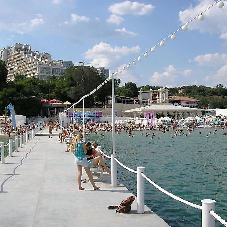 Квартира У Моря Аркадия В 48 Жемчужине Oldenburg Bagian luar foto